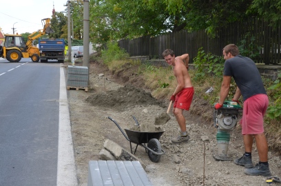 Obrázek galerie Chodník ve Zdibské